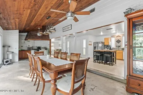 1669 Townsend Boulevard Jacksonville FL 32211