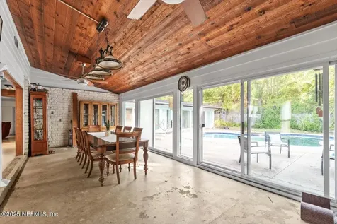 1669 Townsend Boulevard Jacksonville FL 32211