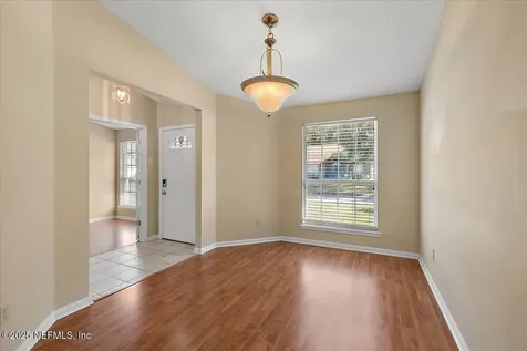 3250 Bridgecove Circle E Jacksonville FL 32216