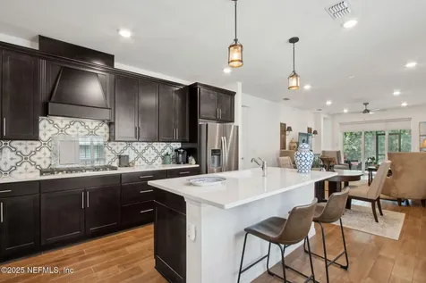 554 Continuum Loop Yulee FL 32097