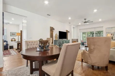 554 Continuum Loop Yulee FL 32097
