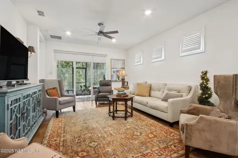 554 Continuum Loop Yulee FL 32097