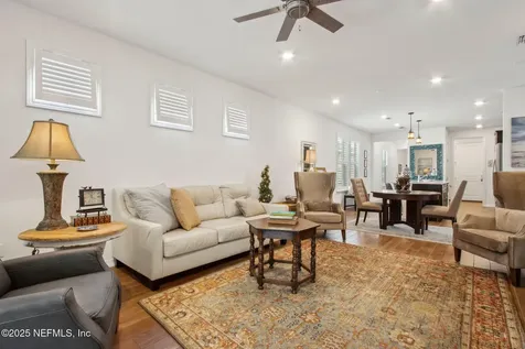 554 Continuum Loop Yulee FL 32097