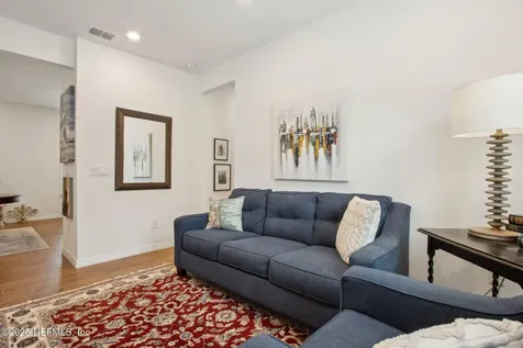 554 Continuum Loop Yulee FL 32097