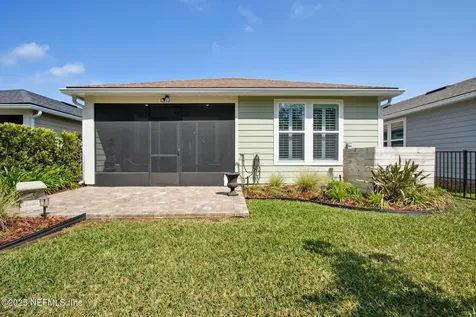 554 Continuum Loop Yulee FL 32097