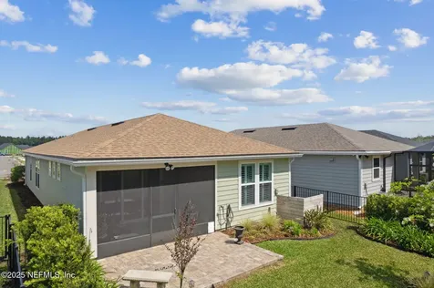 554 Continuum Loop Yulee FL 32097