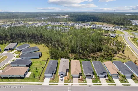 554 Continuum Loop Yulee FL 32097