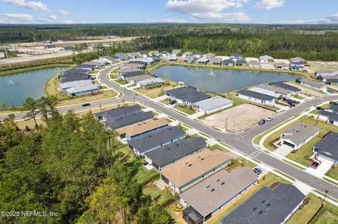 554 Continuum Loop Yulee FL 32097