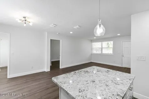 8892 Adams Avenue Jacksonville FL 32208