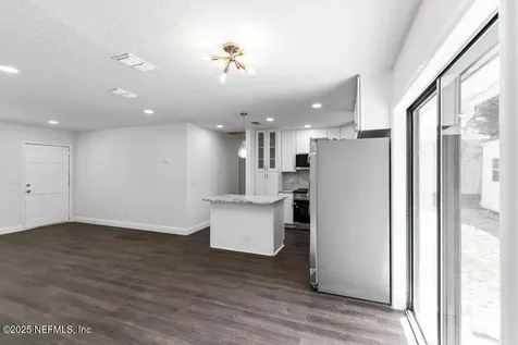 8892 Adams Avenue Jacksonville FL 32208