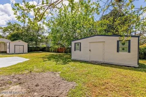 8892 Adams Avenue Jacksonville FL 32208