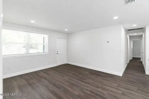 8892 Adams Avenue Jacksonville FL 32208