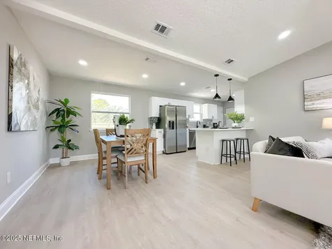 7581 Falcon Trace Court Jacksonville FL 32222