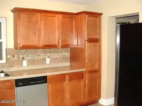 2518 Columbine Drive N Jacksonville FL 32211