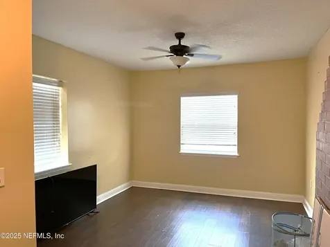 2518 Columbine Drive N Jacksonville FL 32211