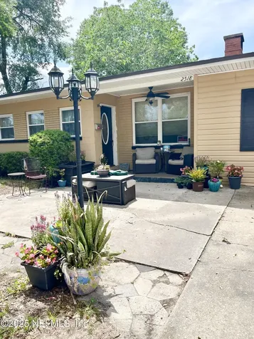 2518 Columbine Drive N Jacksonville FL 32211