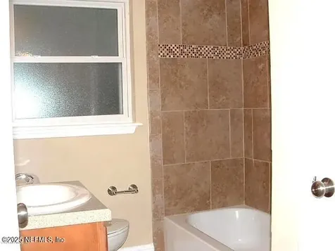 2518 Columbine Drive N Jacksonville FL 32211
