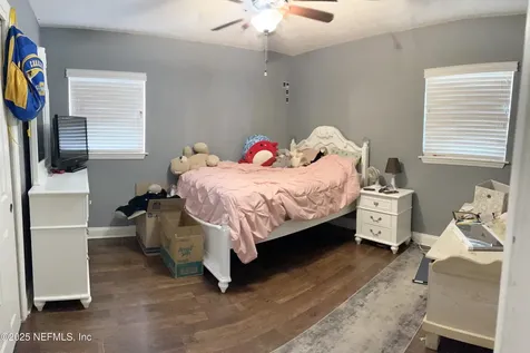 2518 Columbine Drive N Jacksonville FL 32211