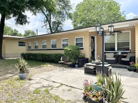 2518 Columbine Drive N Jacksonville FL 32211