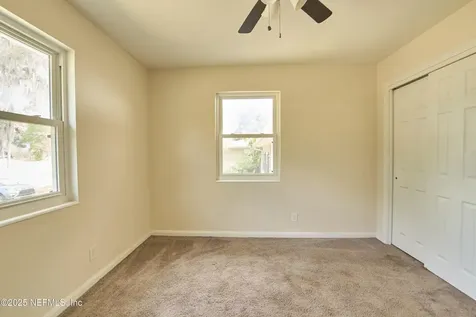 10568 Lake View Road E Jacksonville FL 32225