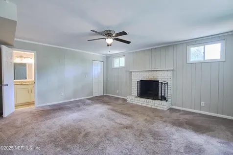 10568 Lake View Road E Jacksonville FL 32225