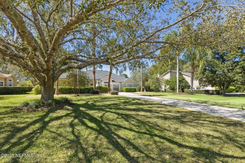 1624 Colonial Drive Green Cove Springs FL 32043