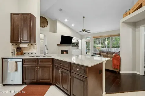 7827 Kingsmill Court Jacksonville FL 32256