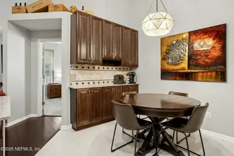 7827 Kingsmill Court Jacksonville FL 32256