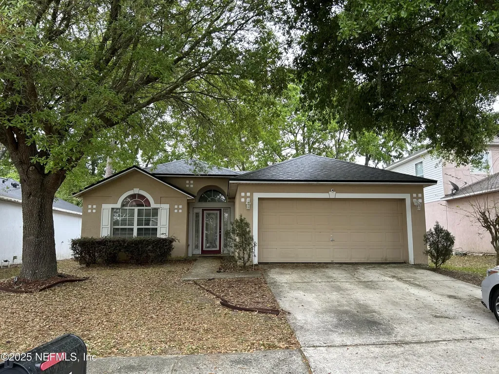 9387 Thorn Glen Road Jacksonville FL 32208