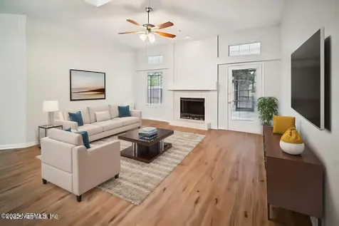 8959 Spring Harvest Lane W Jacksonville FL 32244