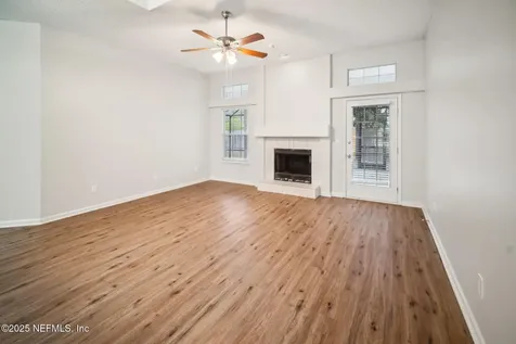 8959 Spring Harvest Lane W Jacksonville FL 32244