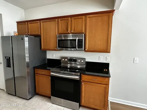 4228 Metron Drive Jacksonville FL 32216