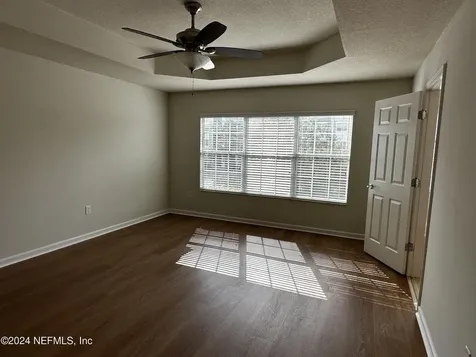 4228 Metron Drive Jacksonville FL 32216