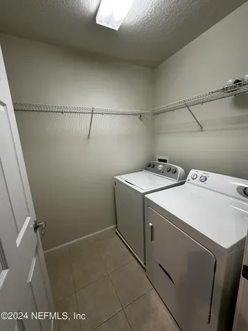 4228 Metron Drive Jacksonville FL 32216