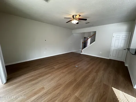 4228 Metron Drive Jacksonville FL 32216