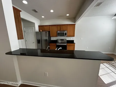 4228 Metron Drive Jacksonville FL 32216