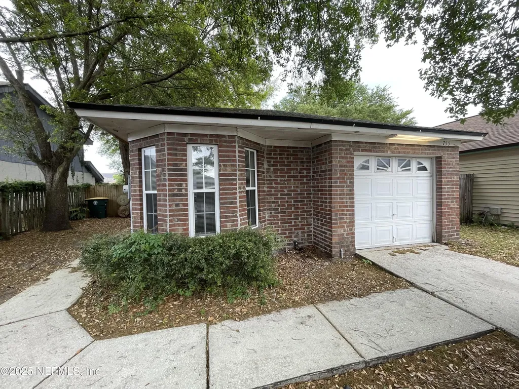 755 Trekker Street Jacksonville FL 32216