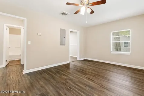 3051 4th Street Circle Jacksonville FL 32254