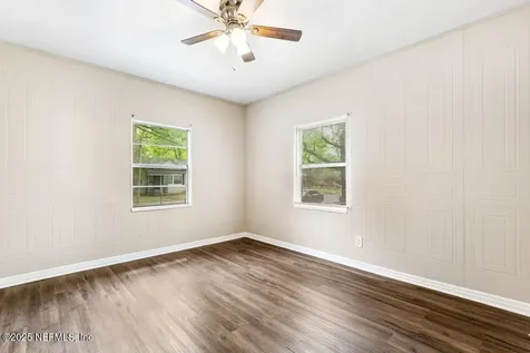 3051 4th Street Circle Jacksonville FL 32254
