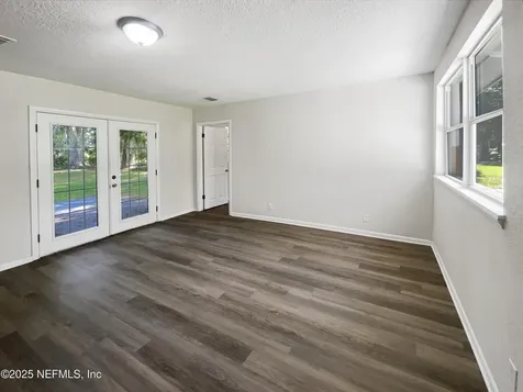 1561 Mar Vic Lane Jacksonville FL 32218