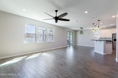 68 Redland Way Jacksonville FL 32218