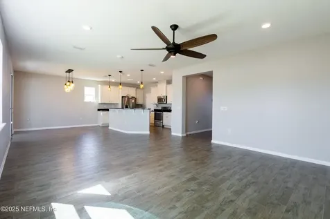 68 Redland Way Jacksonville FL 32218