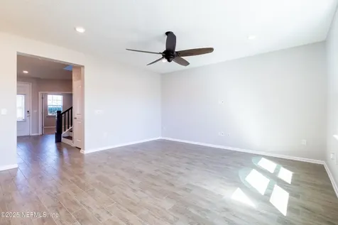 68 Redland Way Jacksonville FL 32218