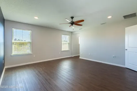 68 Redland Way Jacksonville FL 32218