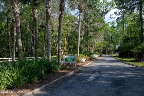 13043 Fringetree Drive E Jacksonville FL 32246