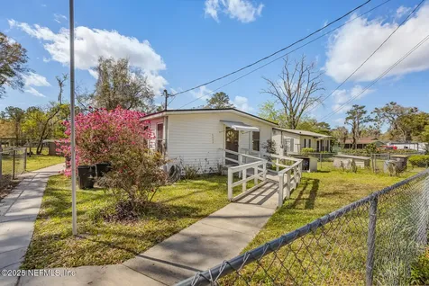 8004 Gordean Road Jacksonville FL 32221