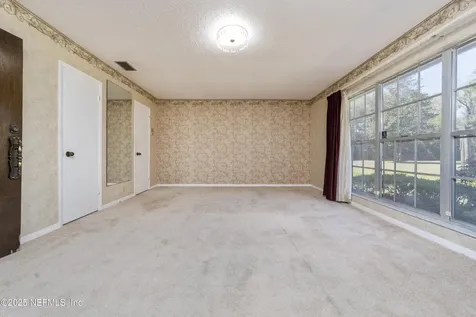114 E Camelot Drive Palatka FL 32177