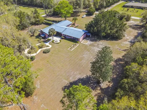 114 E Camelot Drive Palatka FL 32177