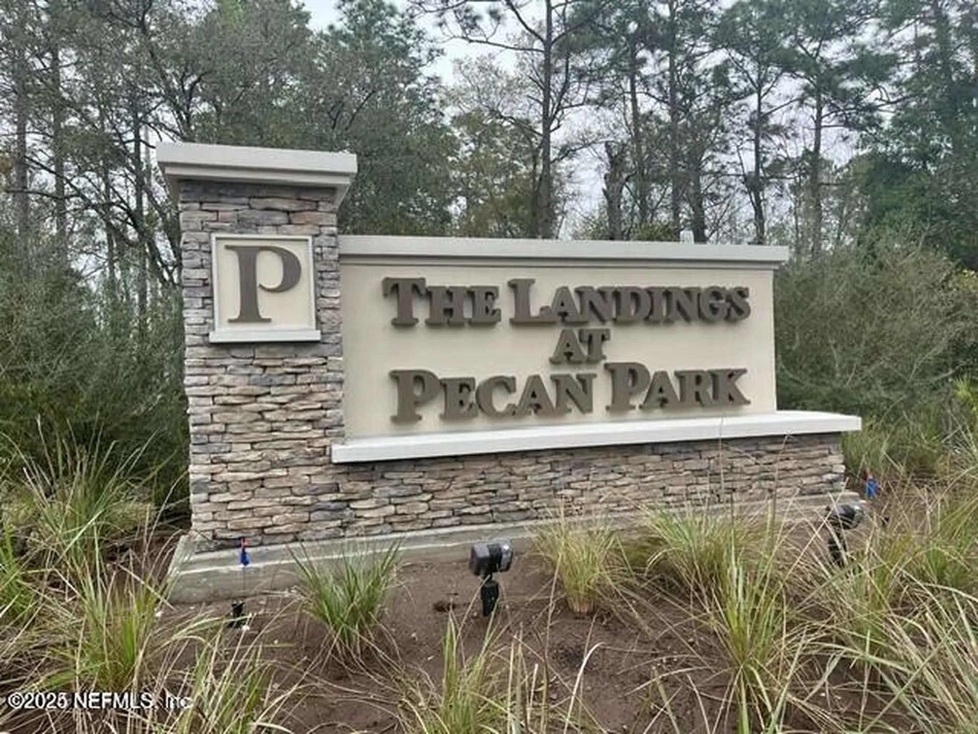 56 Brazil Nut Circle Jacksonville FL 32218