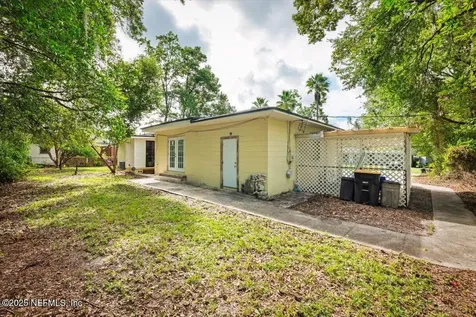5371 Yerkes Street Jacksonville FL 32205